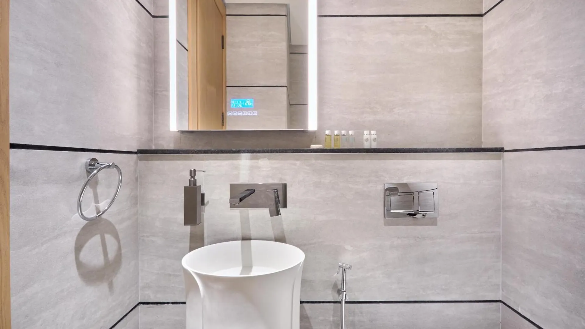 Luxury-Comfort & Elegance Studio Dubai Apartment