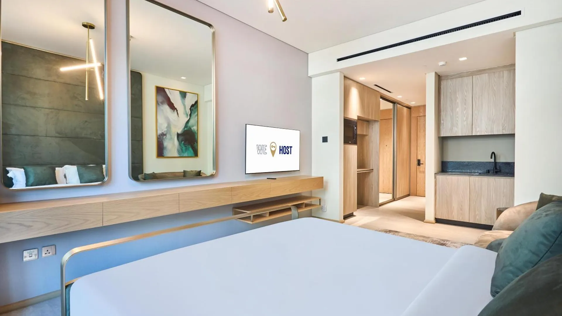 Luxury-Comfort & Elegance Studio Dubai Apartment